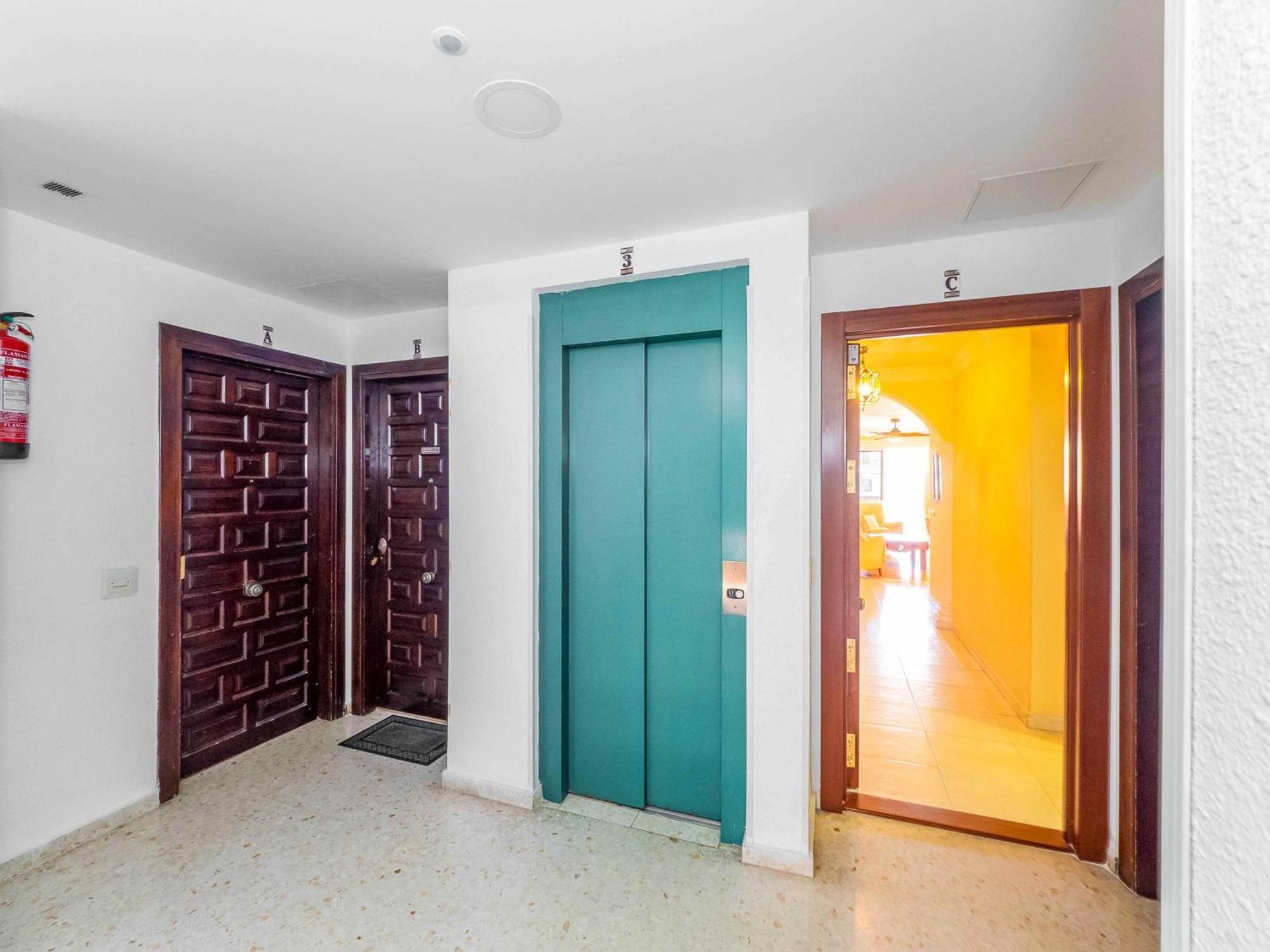 Centrico Apartamento Con Terraza En La Playa Rincón de la Victoria Exterior photo